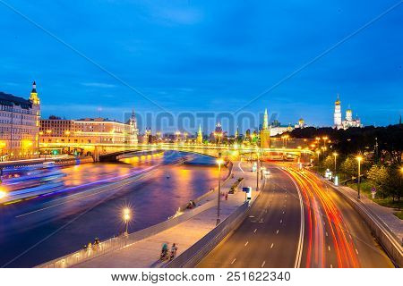Poster: Evening View Of The Moscow