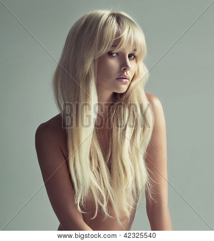 Picture or Photo of Portrait of a stunning blonde beauty