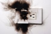 foto of failure  - Electrical failure in power outlet isolated Indoors - JPG 