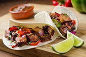 picture of food  - Beef fajitas with peppers - JPG 