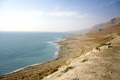 picture of dead-line  - arid dead sea coastline israel - JPG 